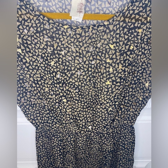 Anthropologie black and gold patterned blouse - Picture 3 of 7
